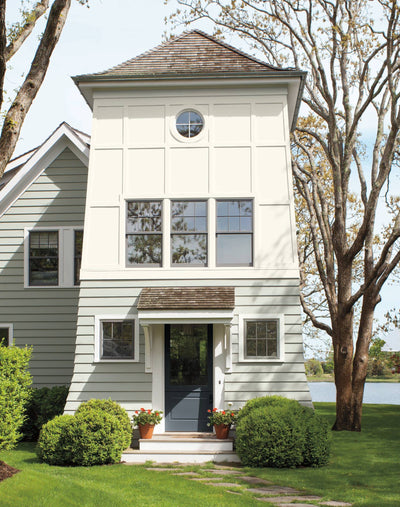 2140-60: Moonshine by Benjamin Moore